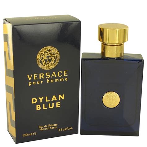 what does Versace dylan blue smell like